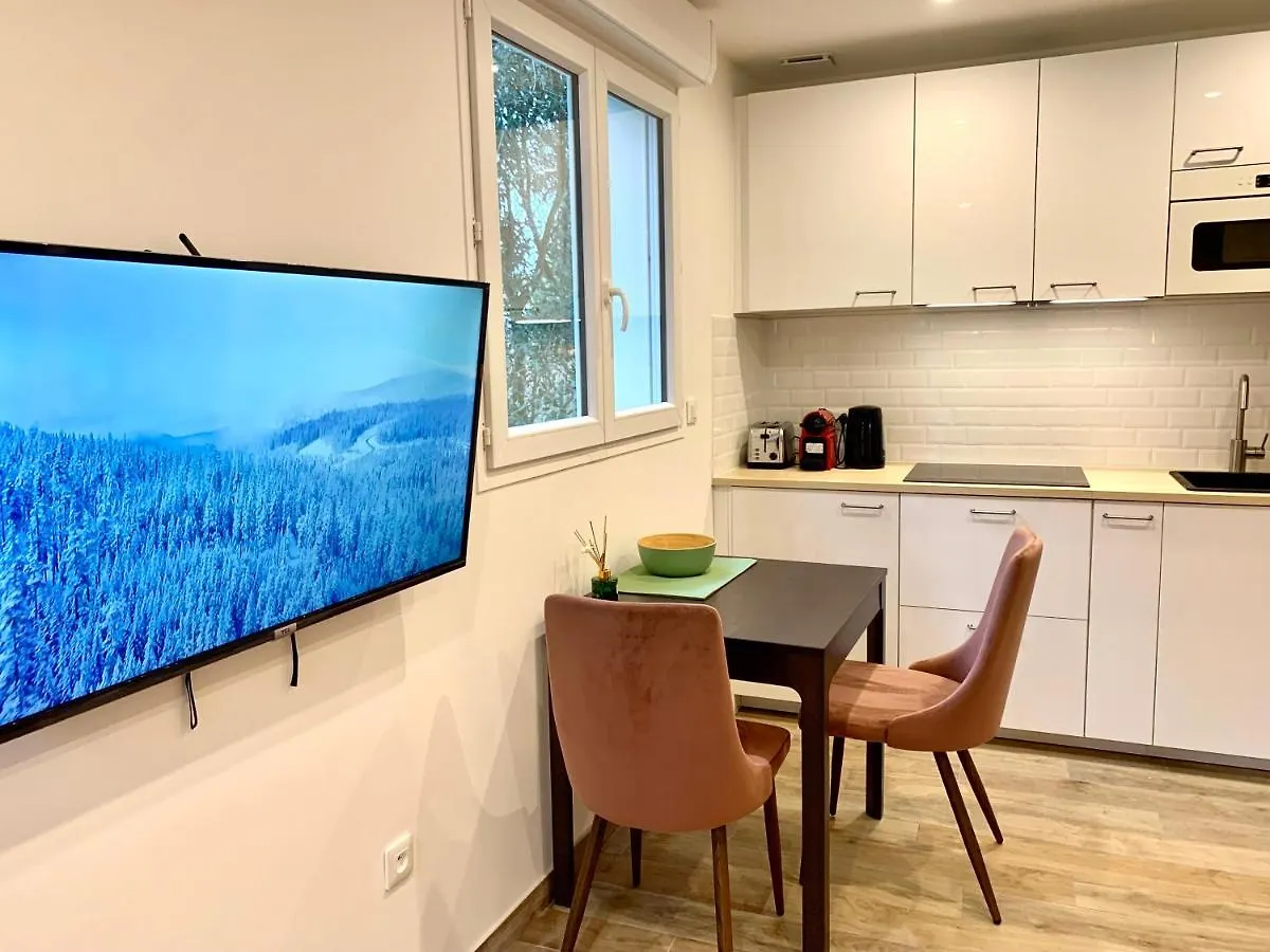 Aix-Marseille Superbe T2 Avec Jardin, Piscine Et Parking Apartment Simiane-Collongue