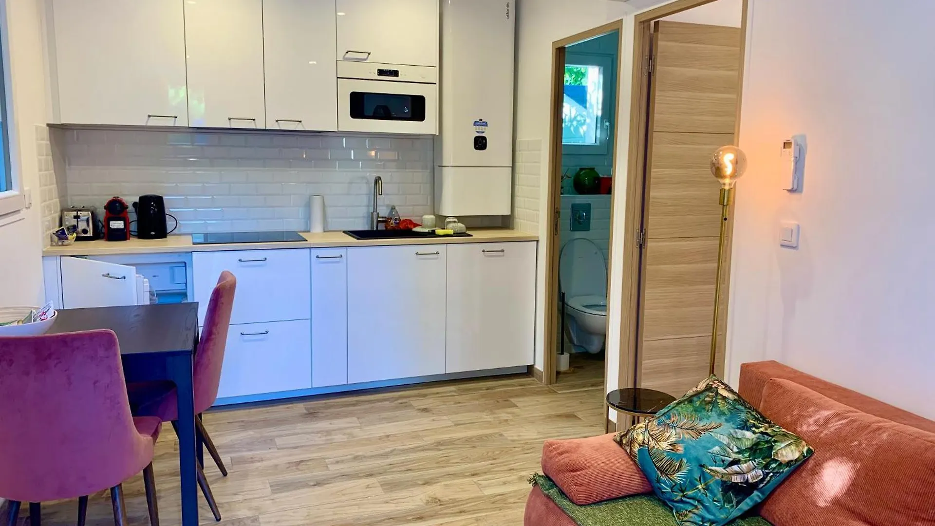 Aix-Marseille Superbe T2 Avec Jardin, Piscine Et Parking Apartment Simiane-Collongue 0*,  France